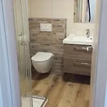 Apartmaji Apollonio דירה