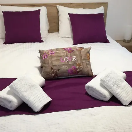 Apartmaji Apollonio 아파트 이졸라